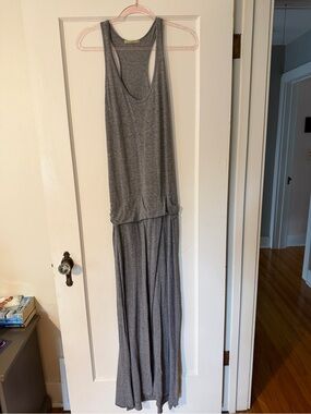 Alternative Earth Gray Sleeveless Maxi Dress w/ Flattering Waist (size L)